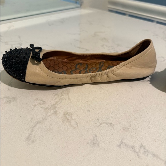 Sam Edelman Ballet Flats - Picture 2 of 9